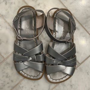Saltwater sandals size 13.